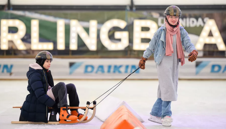 VRA231130014 SKA Rotterdam 3238